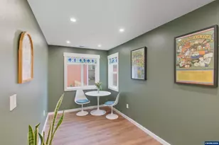 8291 Macleay Rd SE, Salem, OR 97317 - Photo 14