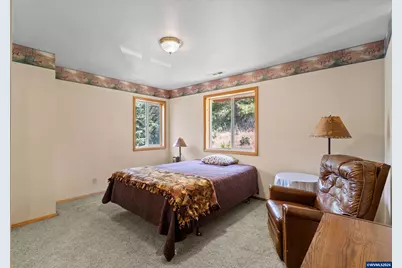 1470 East Willis Creek Rd, Winston, OR 97496 - Photo 32
