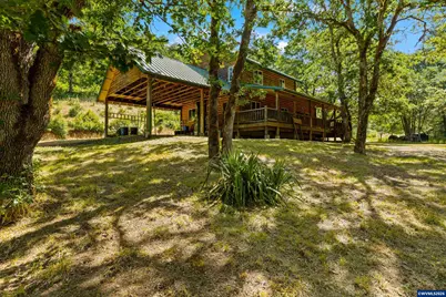 1470 East Willis Creek Rd, Winston, OR 97496 - Photo 46