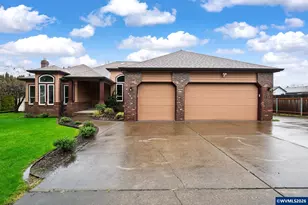 610 NE Sundance Ct, Hillsboro, OR 97124 - Photo 2