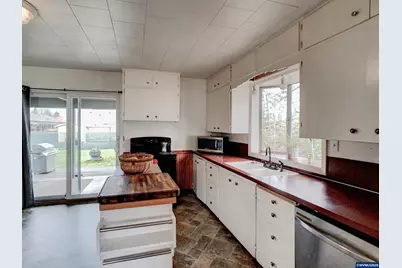 615 E Burnett St St, Stayton, OR 97383 - Photo 14