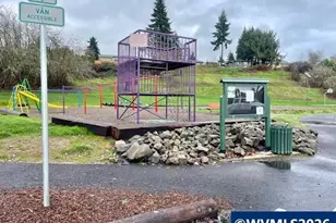 750 NE 5th St, Willamina, OR 97396 - Photo 36