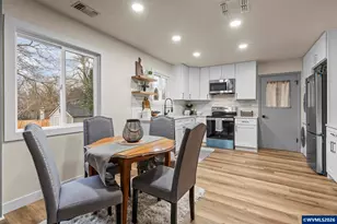 790 Hansen Ave S, Salem, OR 97392 - Photo 14