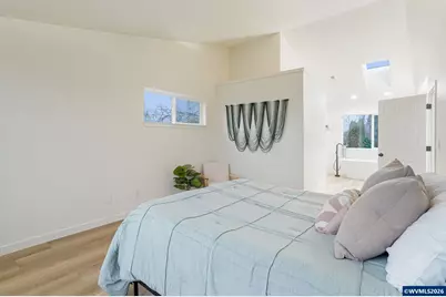 2762 Hoover Av NW, Salem, OR 97304 - Photo 24