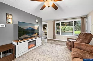 4879 13th Ave N, Keizer, OR 97303 - Photo 4