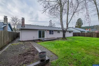 1937 Wimbledon Ct NW, Salem, OR 97304 - Photo 4