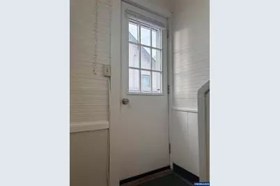 1630 Berry St SE, Salem, OR 97302 - Photo 32