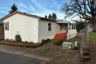 2000 Robins Lane SE, Salem, OR 97306 - Photo 1