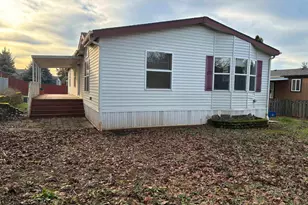 2000 Robins Lane SE, Salem, OR 97306 - Photo 36