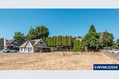 3027 NE D St, Salem, OR 97301 - Photo 2