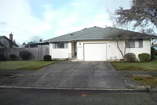 765 Wildflower St NE, Salem, OR 97301 - Photo 2