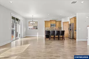 3858 Rogue Ave S, Salem, OR 97302 - Photo 12