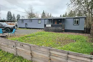 1817 Vine St, Sweet Home, OR 97386 - Photo 2