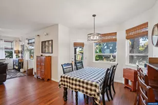 968 Eisenhower Dr NW, Salem, OR 97304 - Photo 12