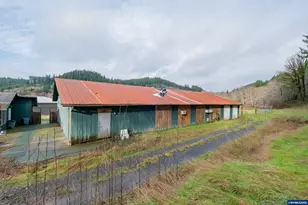 18271 Harlan Rd, Eddyville, OR 97343 - Photo 20