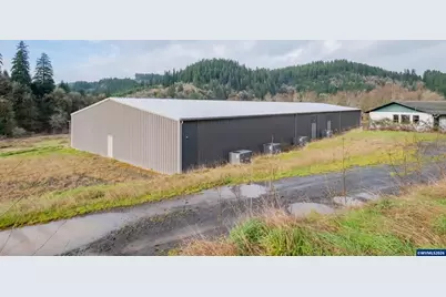 18271 Harlan Rd, Eddyville, OR 97343 - Photo 4