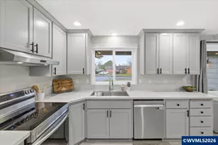 896 Moneda Ave N, Keizer, OR 97303 - Photo 12