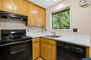 705 NW 29th St, Corvallis, OR 97330 - Photo 8