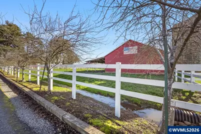 92950 Pitney Ln, Junction City, OR 97448 - Photo 36
