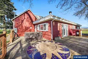 92950 Pitney Ln, Junction City, OR 97448 - Photo 4