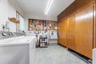 1760 Vanderbeck Ln, Woodburn, OR 97071 - Photo 14