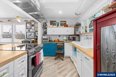 326 Highway 101, Rockaway Beach, OR 97136 - Photo 18