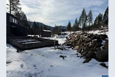 125 Butte St N, Detroit, OR 97342 - Photo 1