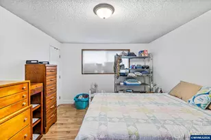 662 Wilson St, Woodburn, OR 97071 - Photo 12