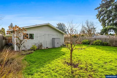 662 Wilson St, Woodburn, OR 97071 - Photo 20