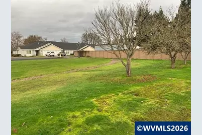 62 South Place Wy, Lebanon, OR 97355 - Photo 2