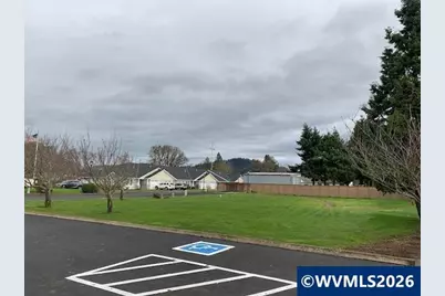 62 South Place Wy, Lebanon, OR 97355 - Photo 6