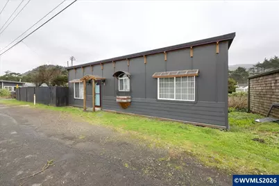 1940 Highway 101, Rockaway Beach, OR 97136 - Photo 2