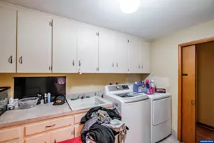 4752 Swegle Rd NE, Salem, OR 97301 - Photo 18