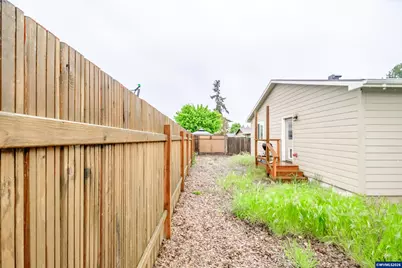 4752 Swegle Rd NE, Salem, OR 97301 - Photo 50