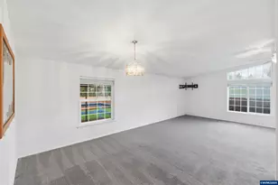 3326 Senecal Creek Dr, Woodburn, OR 97071 - Photo 38