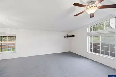 3326 Senecal Creek Dr, Woodburn, OR 97071 - Photo 22