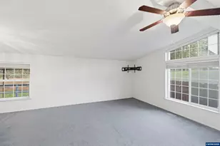 3326 Senecal Creek Dr, Woodburn, OR 97071 - Photo 22