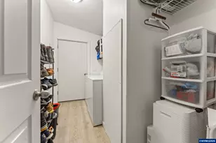 12323 SE Holgate Bl, Portland, OR 97236 - Photo 10