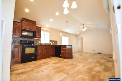 1999 Jansen Wy #57, Woodburn, OR 97071 - Photo 4