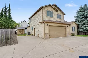 4334 Log Dr NE, Salem, OR 97305 - Photo 6