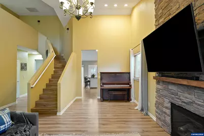4334 Log Dr NE, Salem, OR 97305 - Photo 16