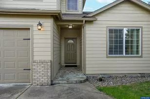 4334 Log Dr NE, Salem, OR 97305 - Photo 4