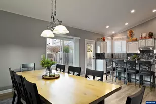 4334 Log Dr NE, Salem, OR 97305 - Photo 22