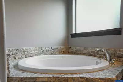 4334 Log Dr NE, Salem, OR 97305 - Photo 28