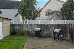 4334 Log Dr NE, Salem, OR 97305 - Photo 46