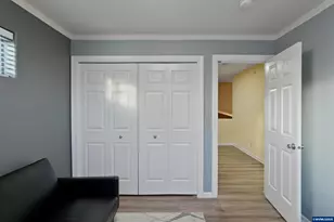 4334 Log Dr NE, Salem, OR 97305 - Photo 32