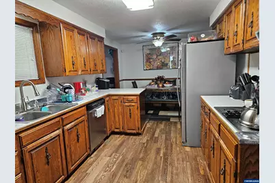 4747 Homer Rd NE, Salem, OR 97305 - Photo 8