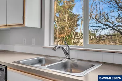 1540 Madelyn Av SE, Salem, OR 97306 - Photo 12