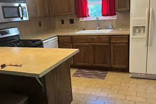 1845 E Nob Hill St SE, Salem, OR 97302 - Photo 10