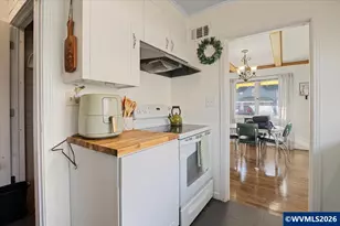 210 SE Clay St, Dallas, OR 97338 - Photo 14